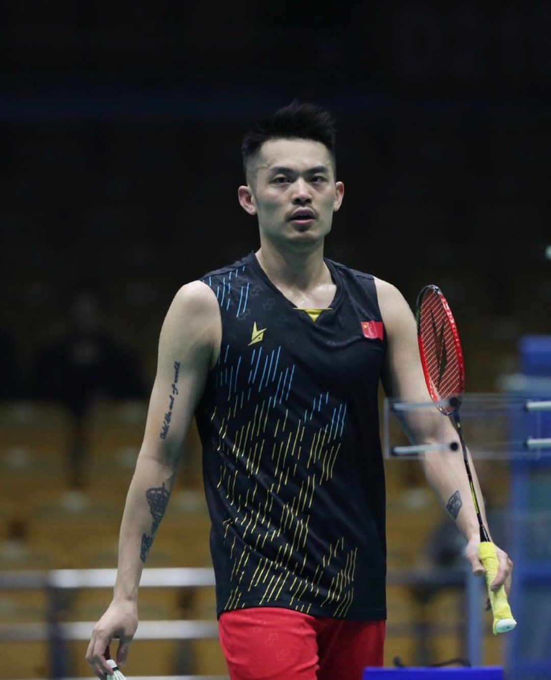 外弹三分 外弹三分